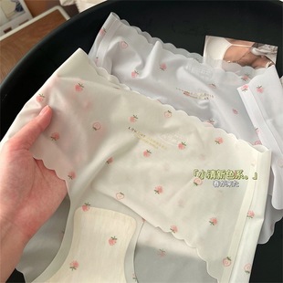 女无痕草莓冰丝少女薄款 超薄内裤 速干学生纯棉档中腰女生抗菌