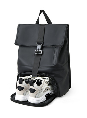 Travel backpack with multifunctional shoe compartment背包
