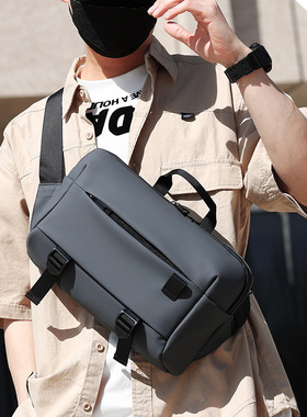Trendy brand crossbody chest bag for men潮牌斜挎胸前包男挎包