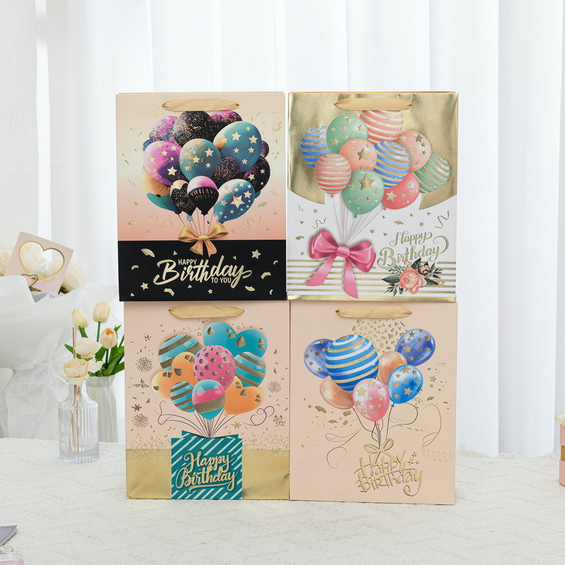 New hot stamping gift bag, birthday gift bag伴手礼包装礼袋