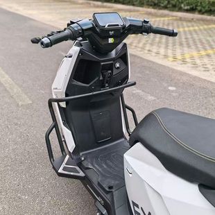 适用适配小牛FX风速版护杠防摔全车保险杠风速版外卖架尾架尾箱架