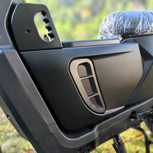 适用深远GT1中箱通用型uqi小牛u2中置箱麦铃918俪菱V20改装前置储