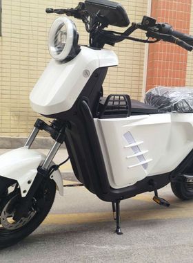 适用新款机车风小牛U+B中箱通用格士铃UB前置中箱深远UB中箱俪菱V