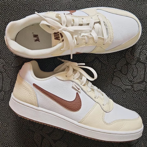 耐克男EBERNON 潮流百搭简约运动休闲板鞋 IM3370-121