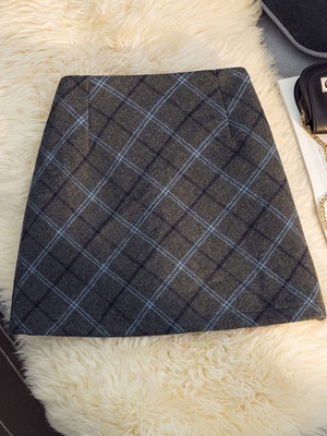 深灰色格子加厚毛呢半身裙女冬季格雷系a字包臀浅色止步bf短裙子