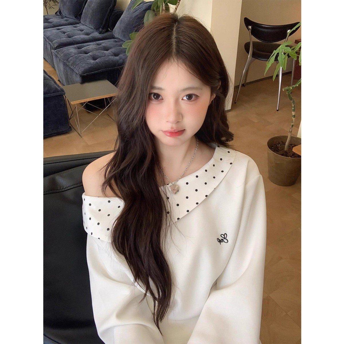 原版做法+白色波点斜肩露肩套装长袖T恤女上衣半身裙两件套