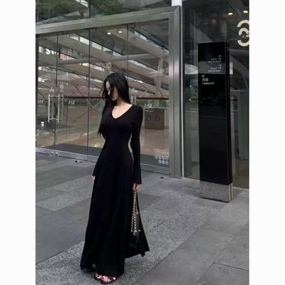 白色步步生莲鱼尾连衣裙长款女秋冬季内搭针织长裙打底修身