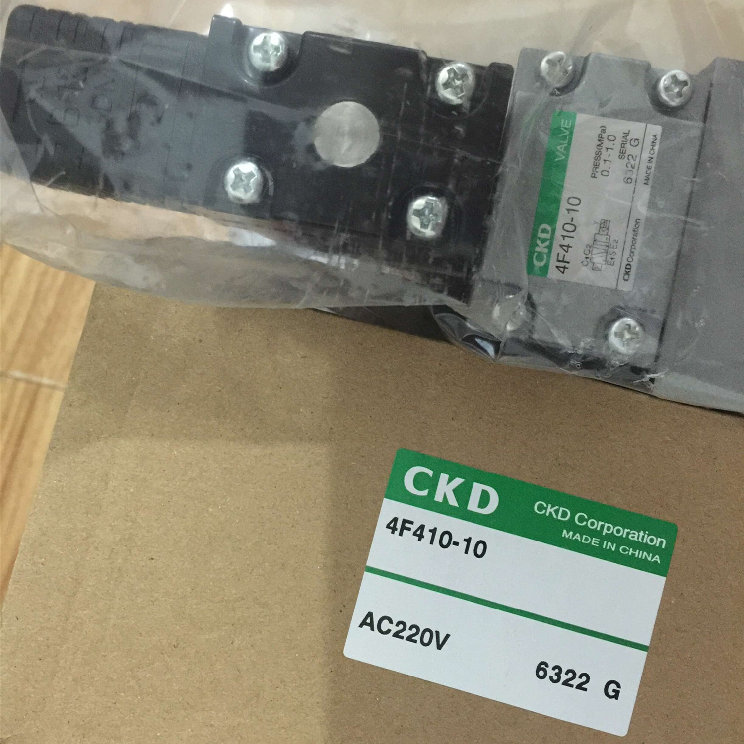 CKD喜开理电磁阀4F410-10-E-AC220V 4F410-08-E-DC24V AC110V正品