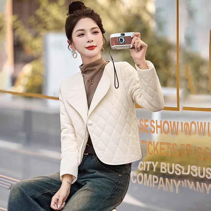 女式短粒外套秋冬新款T休闲菱格翻领一扣LT682-10薄保暖时尚上衣