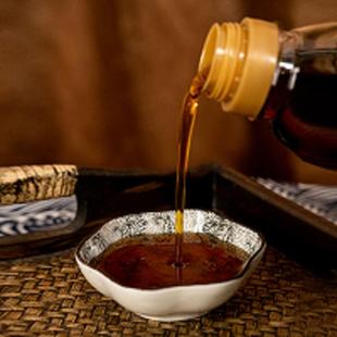 纯正小磨优选工艺纯黑芝麻油1升装传统醇香食用品质黑芝麻香油