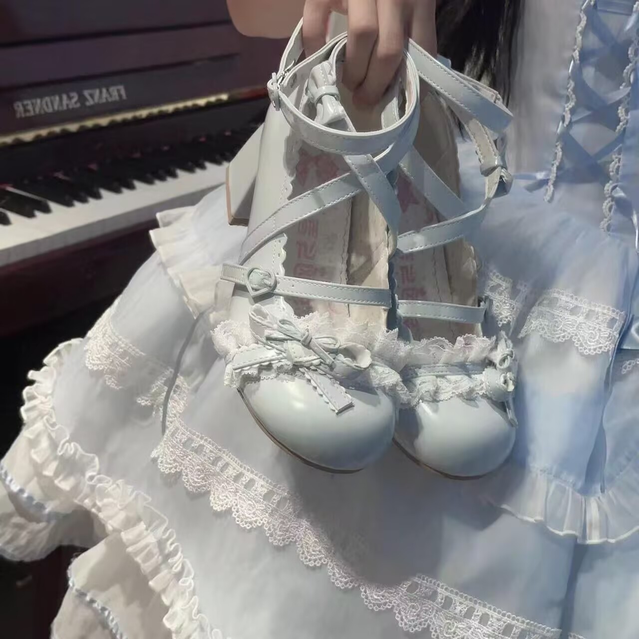 洛丽塔鞋子原创正版lolita可爱蕾丝小皮鞋圆头花边doll甜美玛丽鞋