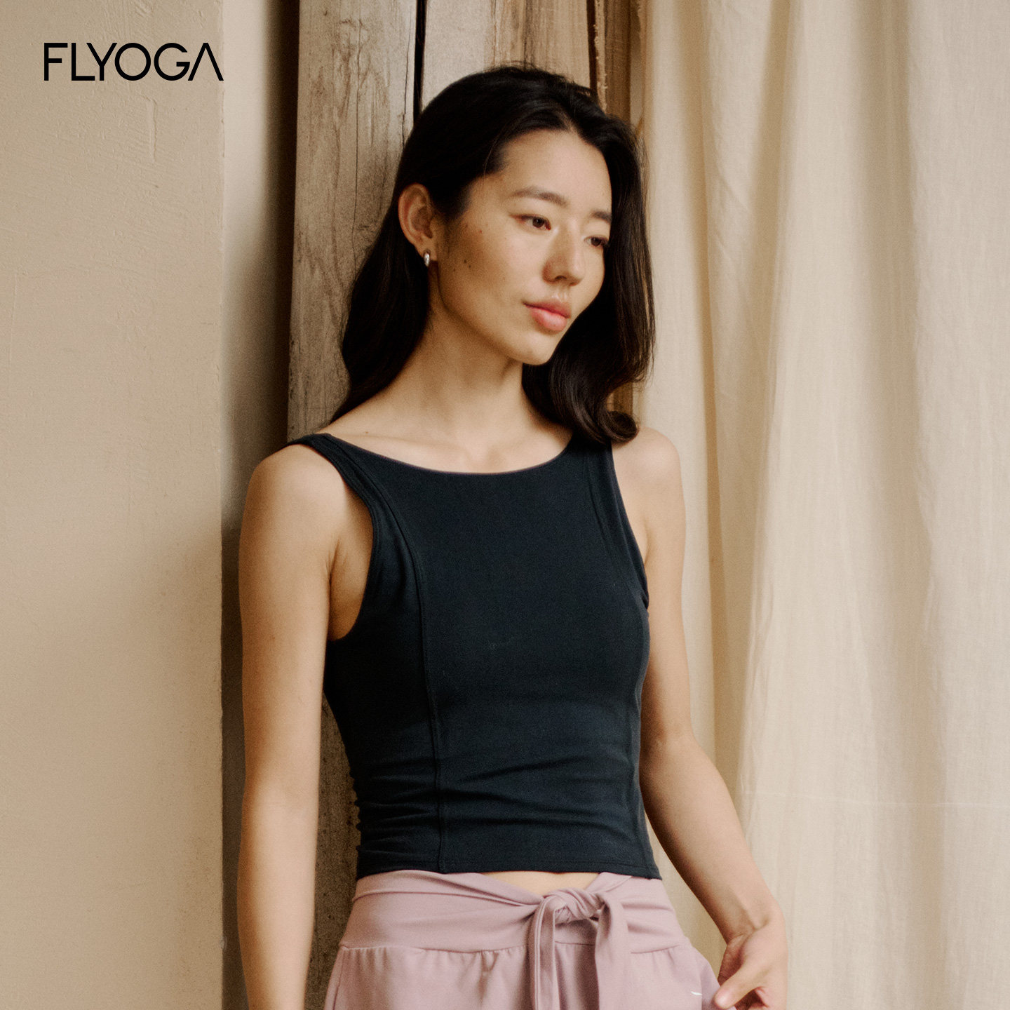 FLYOGA飞蓝瑜伽服云麻健身普拉提运动带胸垫黑色训练背心上衣女夏
