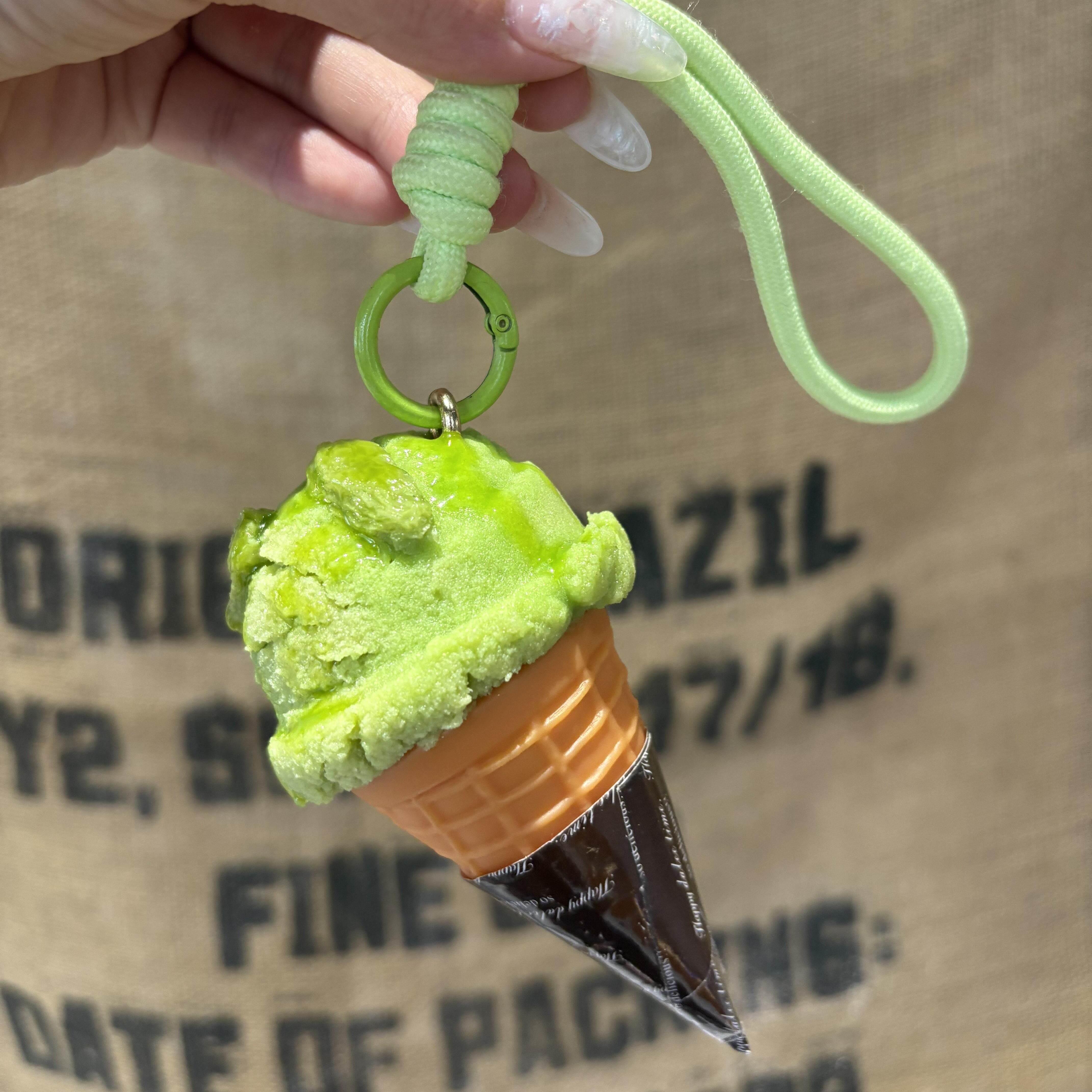 仿真抹茶冰激凌包包挂件创意夏天手工冰沙钥匙扣挂饰可爱朋友礼物图片