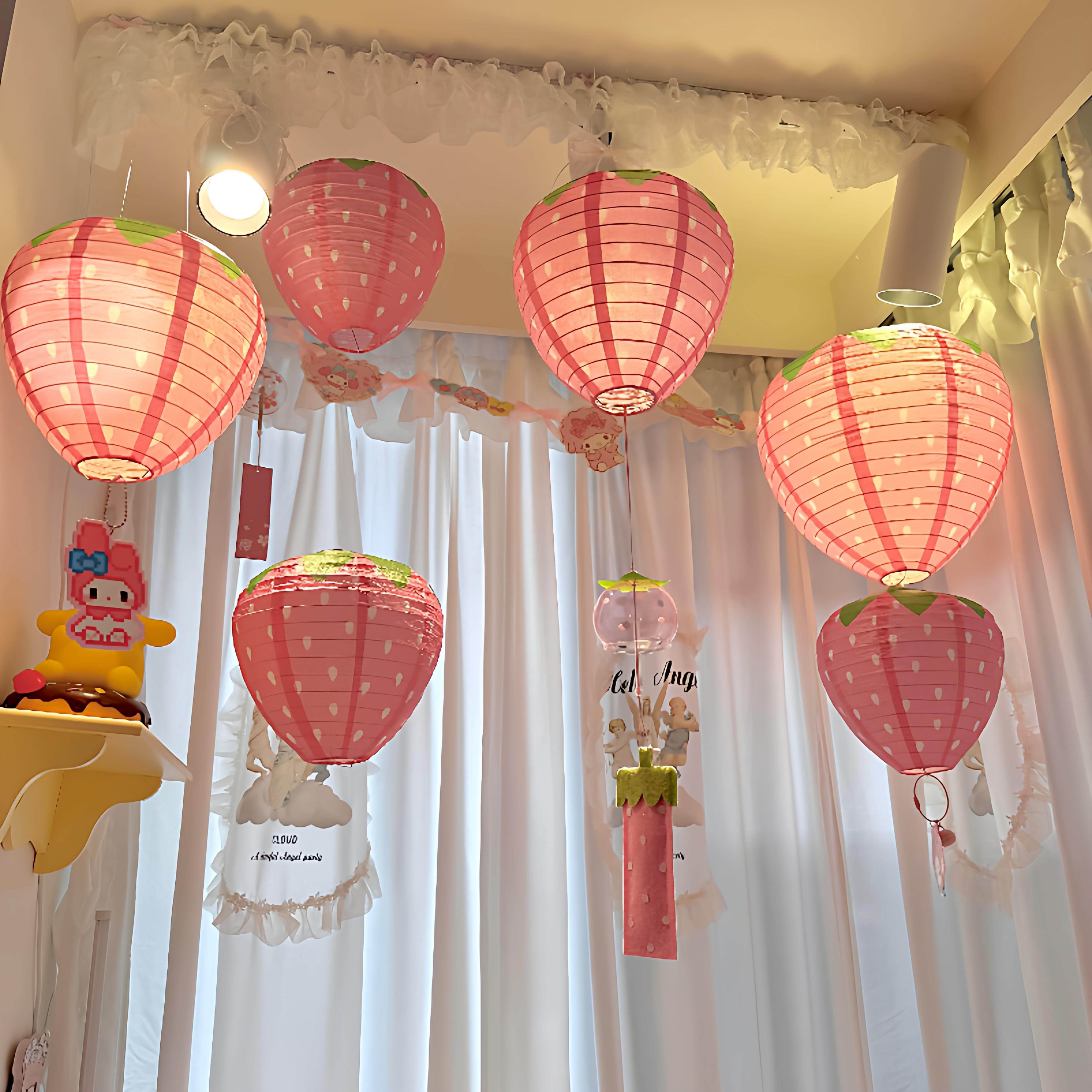 ins风粉色草莓灯笼房间装饰挂件女生少女心客厅卧室氛围新年挂饰