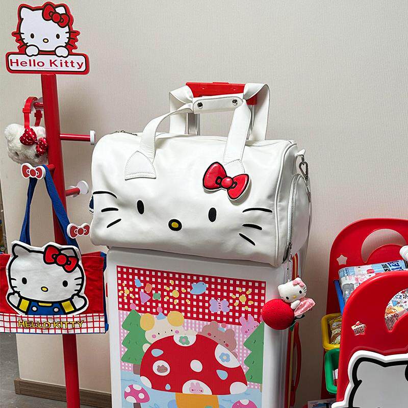 hellokitty旅行包行李袋大容量短途外出单肩斜跨轻便手提健身包包
