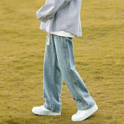 水洗浅色牛仔裤男生2024秋季新款男士直筒宽松阔腿休闲裤子