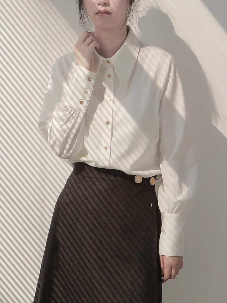 抗皱缎面白衬衫女长袖春秋设计感大尖领通勤内搭上衣面试职业衬衣,女装/女士精品,衬衫,淘宝优惠券,粉丝福利购,淘宝优惠卷