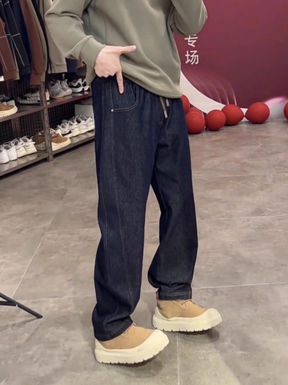 潮牌重磅抽绳弹力弯刀牛仔裤男士秋冬季宽松休闲加绒保暖直筒裤子