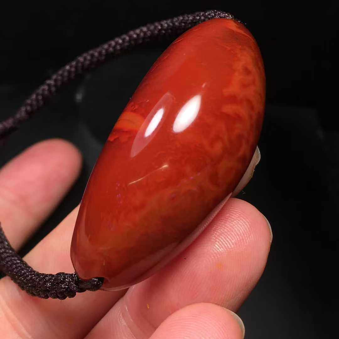 川料南红玛瑙腕扣手牌牛血红带火焰纹手工编织男女款玉石收藏百搭
