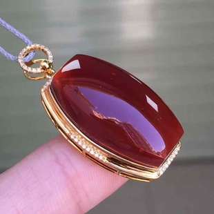 瓦西南红玛瑙无事牌牛血红微俏柿子红玛瑙手串项链挂件男女款