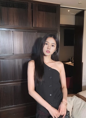 美式不对称斜肩马甲 小众设计感无袖背心 露单肩羊毛真丝拼接上衣