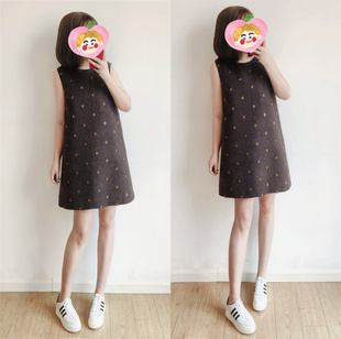 秋冬新款女深棕色毛呢绣花显瘦背心裙轻奢高级感短款无袖连衣裙