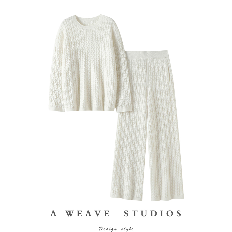 启超气质逆天！加厚100%纯山羊绒衫女圆领针织休闲直筒裤子女套装