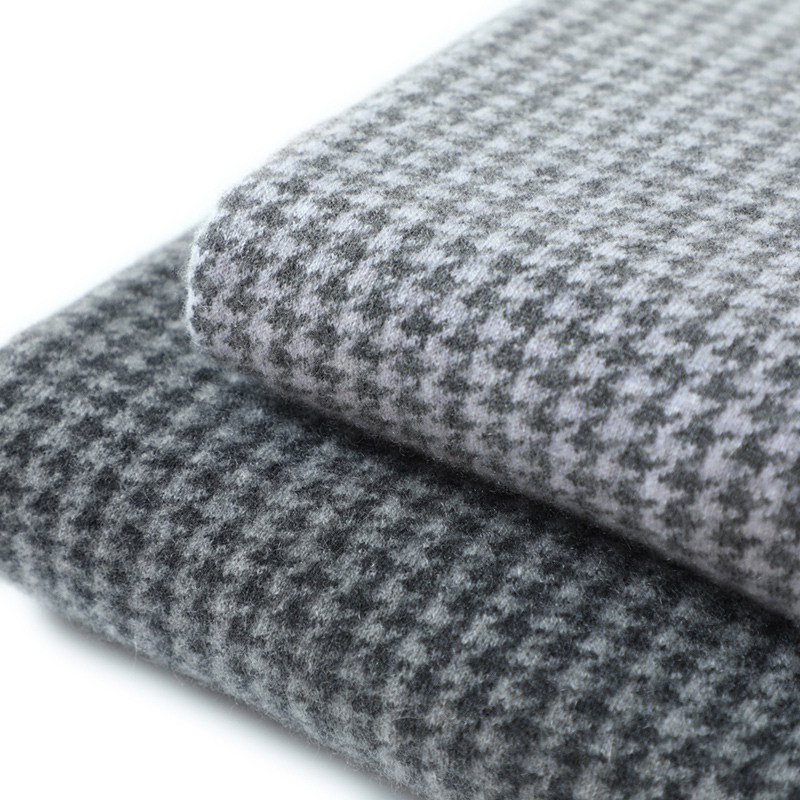 보자마자 직접 받아보세요 나만의 패턴으로 오세요  남성 크루넥 캐시미어 스웨터 물떼새 격자 캐시미어 스웨터 캐주얼 니트웨어