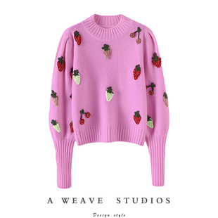 女纯羊绒毛衣半高领秋冬加厚 手工钩花草莓100%羊绒衫 拽拽 时髦