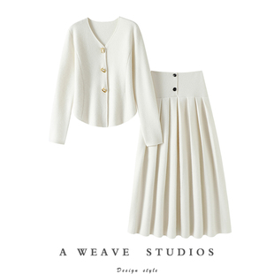 气质的不像话！加厚100%纯羊绒开衫女外套半身百褶裙子新中式西装