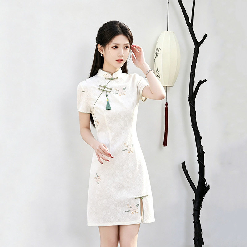 白色蕾丝国风新中式苏州短款旗袍改良年轻款少女高级感小个子夏季图片
