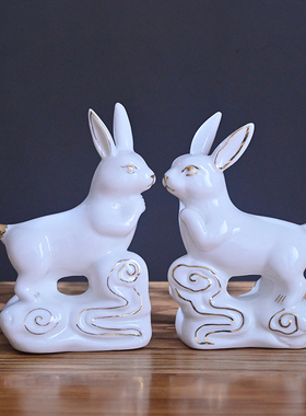 陶瓷小白兔子摆件招财瓷器一对兔客厅桌面装饰兔年吉祥物红色礼物