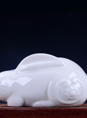 陶瓷白色十二生肖风水龙蛇装饰品