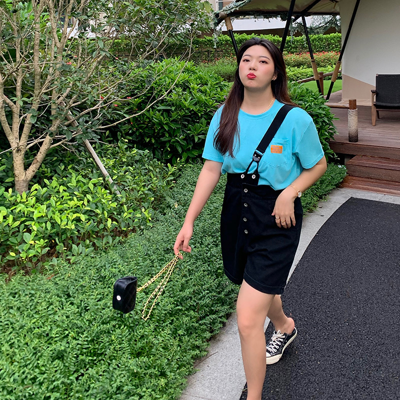 大码单肩背带牛仔短裤女韩版新款夏季宽松显瘦减龄韩版直筒短裤