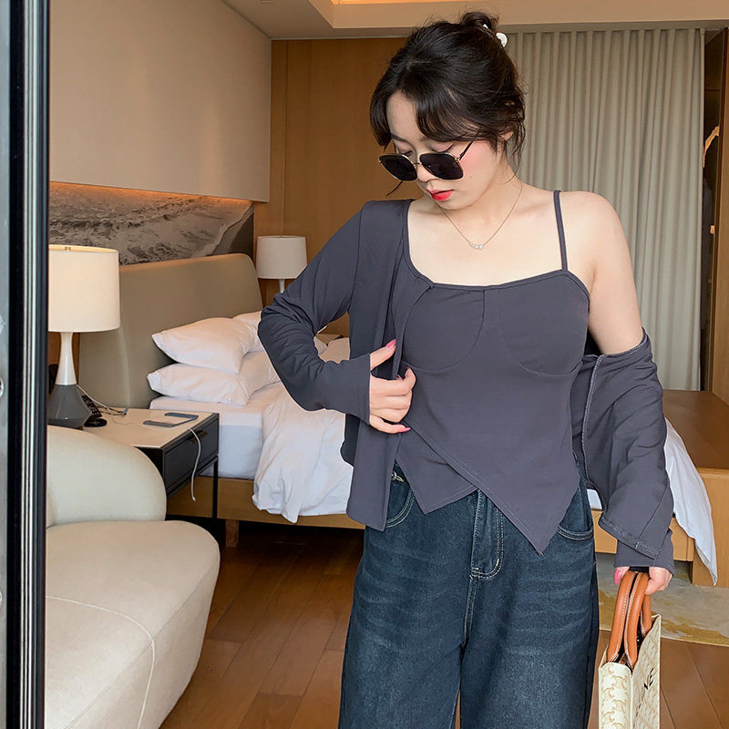 胖mm遮肚藏肉套装甜辣风上衣吊带两件套梨形身材显瘦穿搭微胖女生