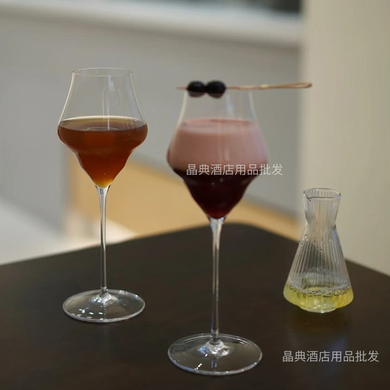 创意个性云朵红酒杯葡萄酒杯小众玻璃杯酒吧特调酒杯高脚杯香槟杯