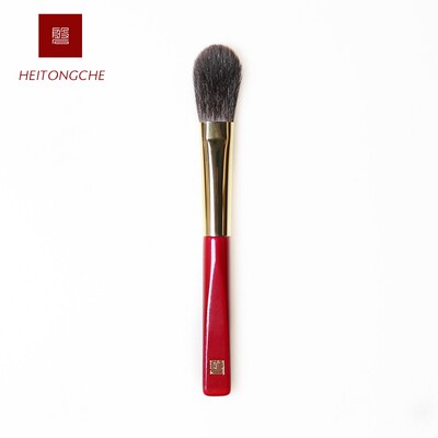 灰鼠毛高光刷黑瞳澈腮红刷