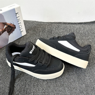 港风情侣鞋子男2026春季新款黑色厚底百搭ins潮流运动休闲板鞋女