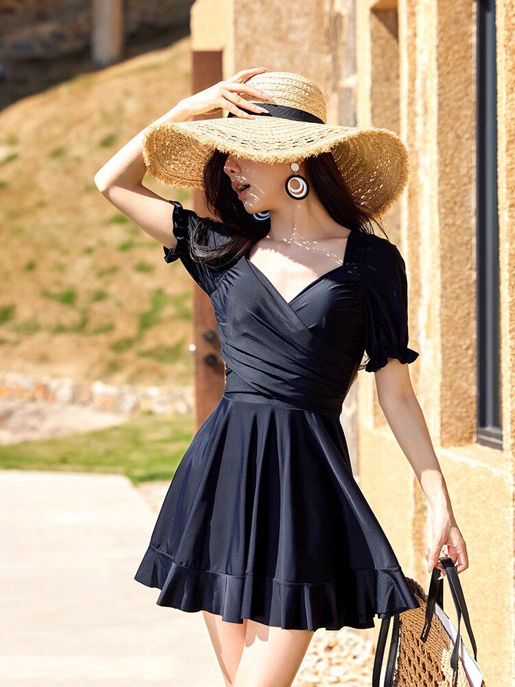 泡温泉泳衣女连体微胖女孩钢圈带钢托大胸显瘦大码胖mm遮肉秋冬天