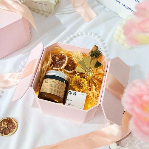 Creative Aromatherapy Candle Pink Bow Gift Box suit Design