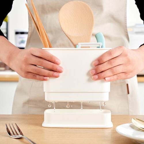 6015. Simple draining chopsticks kitchen chopsticks