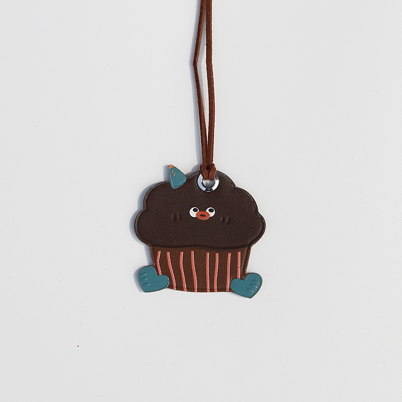 适用LV Saumur BB双子星单肩斜挎女士马鞍包牛皮配饰挂件汽车吊饰