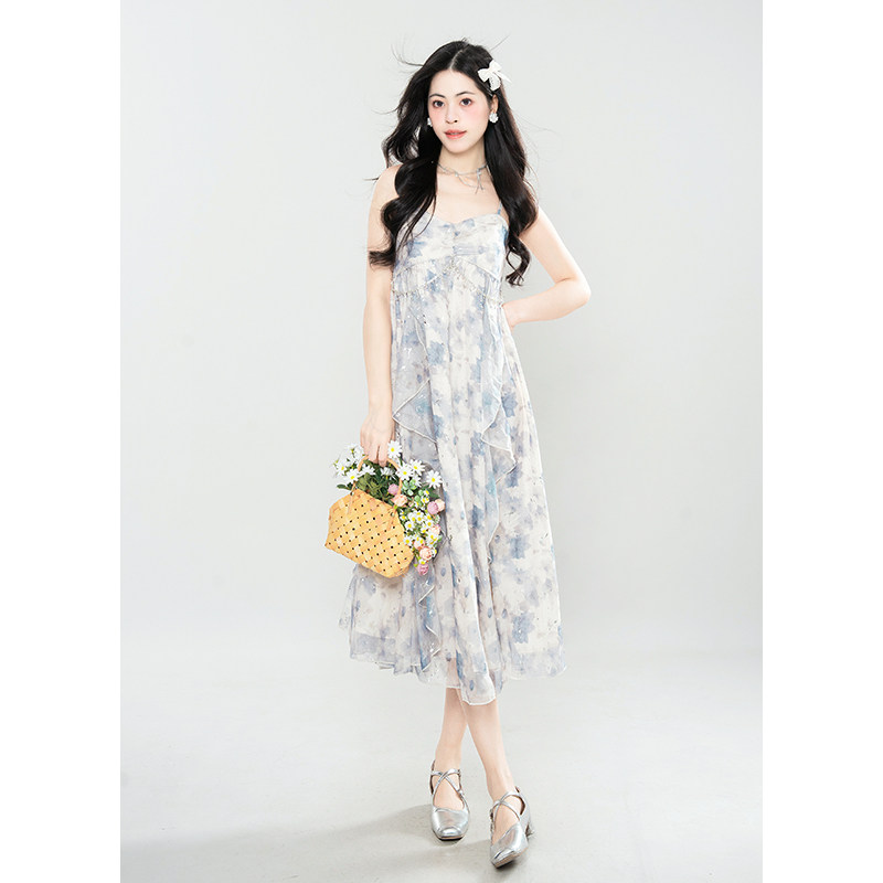 新款高腰荷叶边闪片印花吊带裙女夏季温柔气质褶皱显瘦仙女裙长款