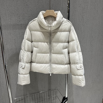 韩版简约百搭立领短款羽绒服外套