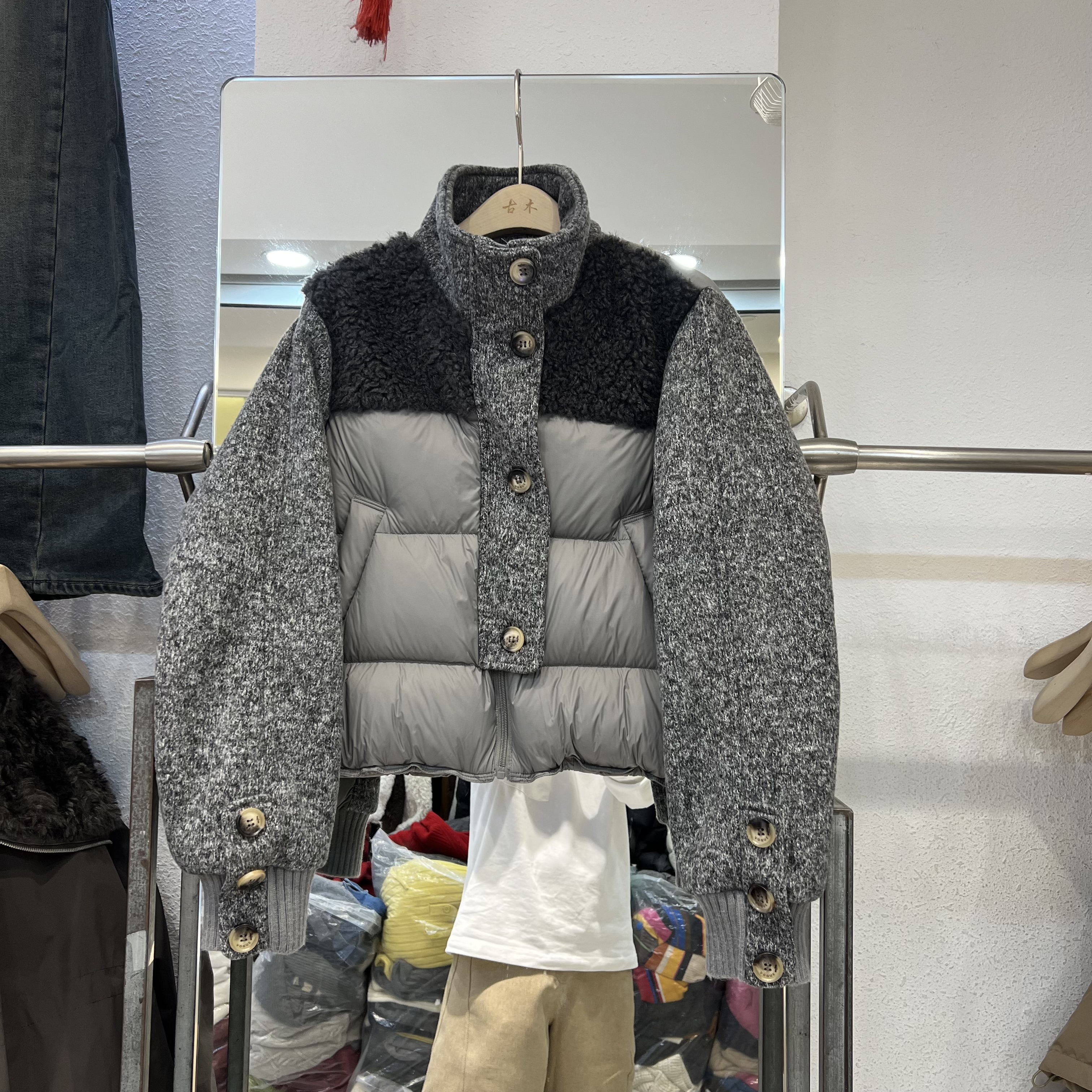 韩系羊羔毛拼接短款羽绒服外套女