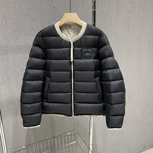 撞色拼接圆领短款羽绒服保暖外套