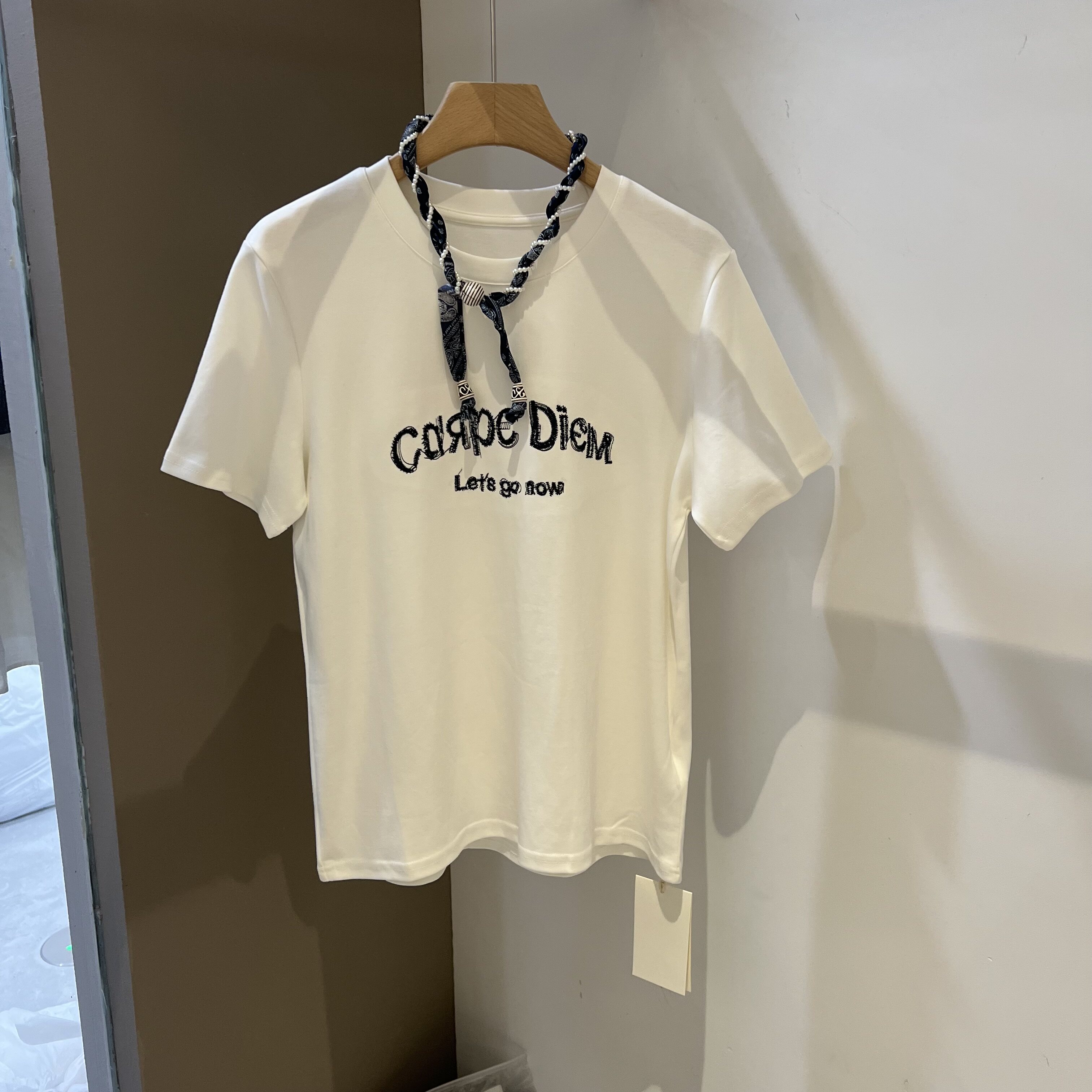 2026夏季新款韩版时尚圆领字母刺绣短袖T恤女洋气百搭显瘦上衣潮