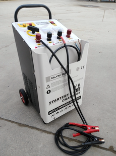 欧林2000A汽车强启动充电机12V24V电瓶快速充电器220v起动搭车