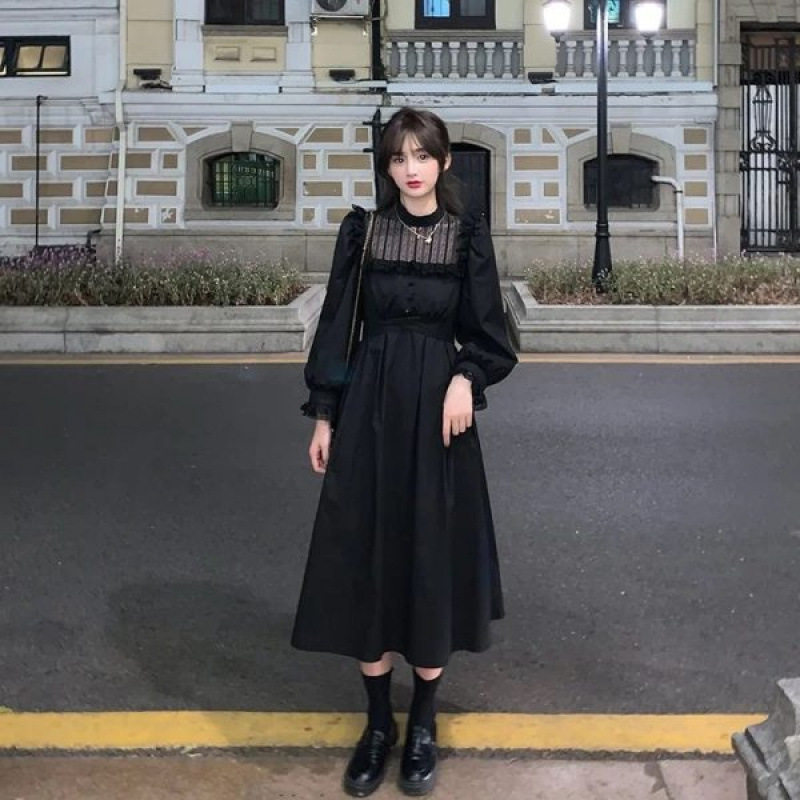 法国gentle motto灯笼袖蕾丝拼接长袖连衣裙女装冬季显瘦气质