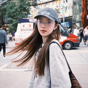 复古胶片白月光深顶阔型大字母棒球帽女春秋2026显脸小刺绣遮阳帽